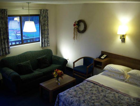 Tall Pines Motel Lake George Eksteriør billede